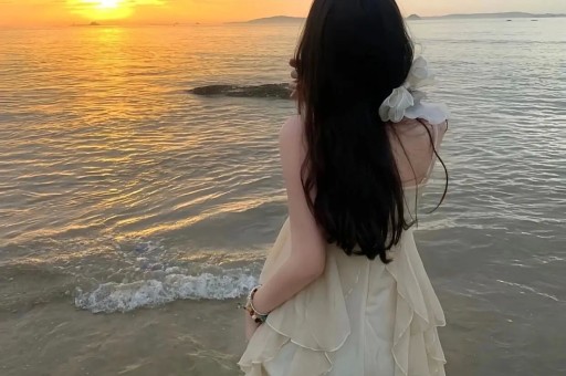 50岁马伊琍新造型惹争议前夫开饭店引关注姚笛用二十年翻红