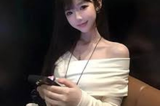 彻底社死 ！女生白嫖外卖海外播放量超2000万 长相斯文清秀 已被停职