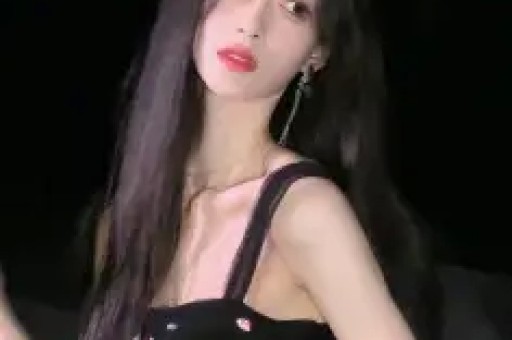 说到虞书欣她的作人设其实也是一种特色而且可爱搞怪