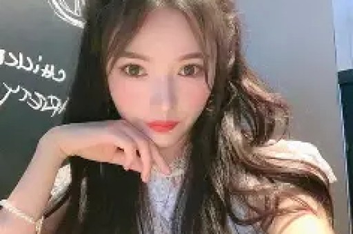 别吹了！三亚盛典网红生图一个比一个惨姚安娜却靠真实圈粉无数-第1张图片-